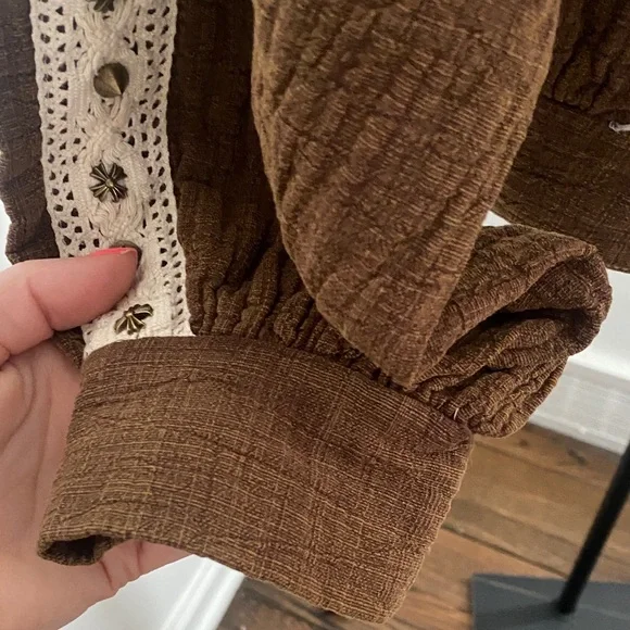 POL Brown Bomber Jacket with Cream Details - Picture 5 of 9